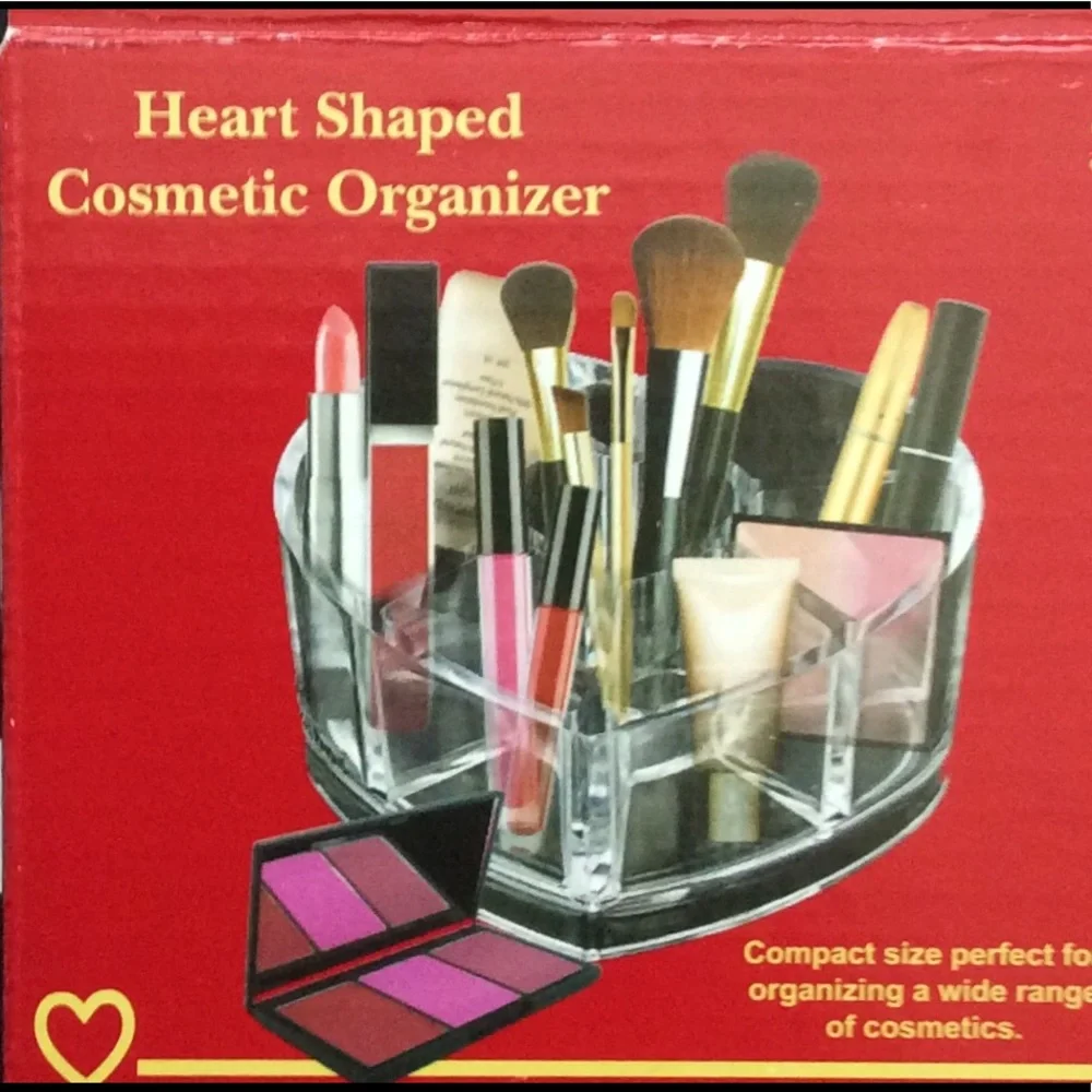 NWOT Clear Heart Shaped Cosmetic Organizer